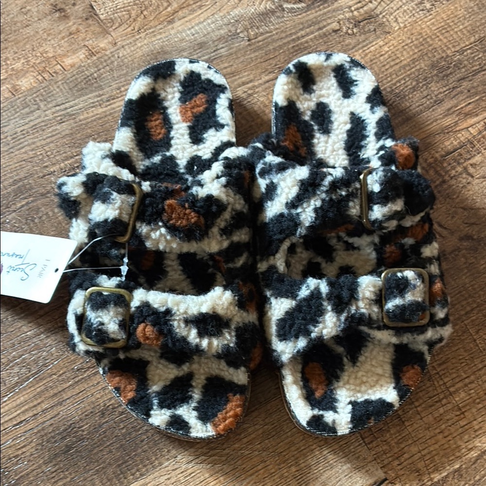 Leopard Print Fuzzy Sandals with Double Buckles